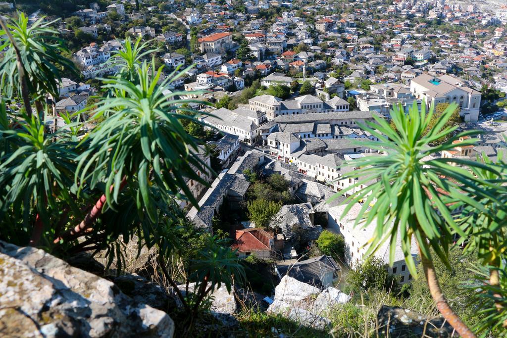 Stone City Hostel Gjirokastra Kültér fotó