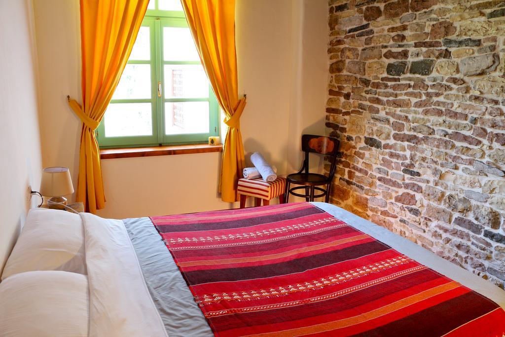 Stone City Hostel Gjirokastra Kültér fotó