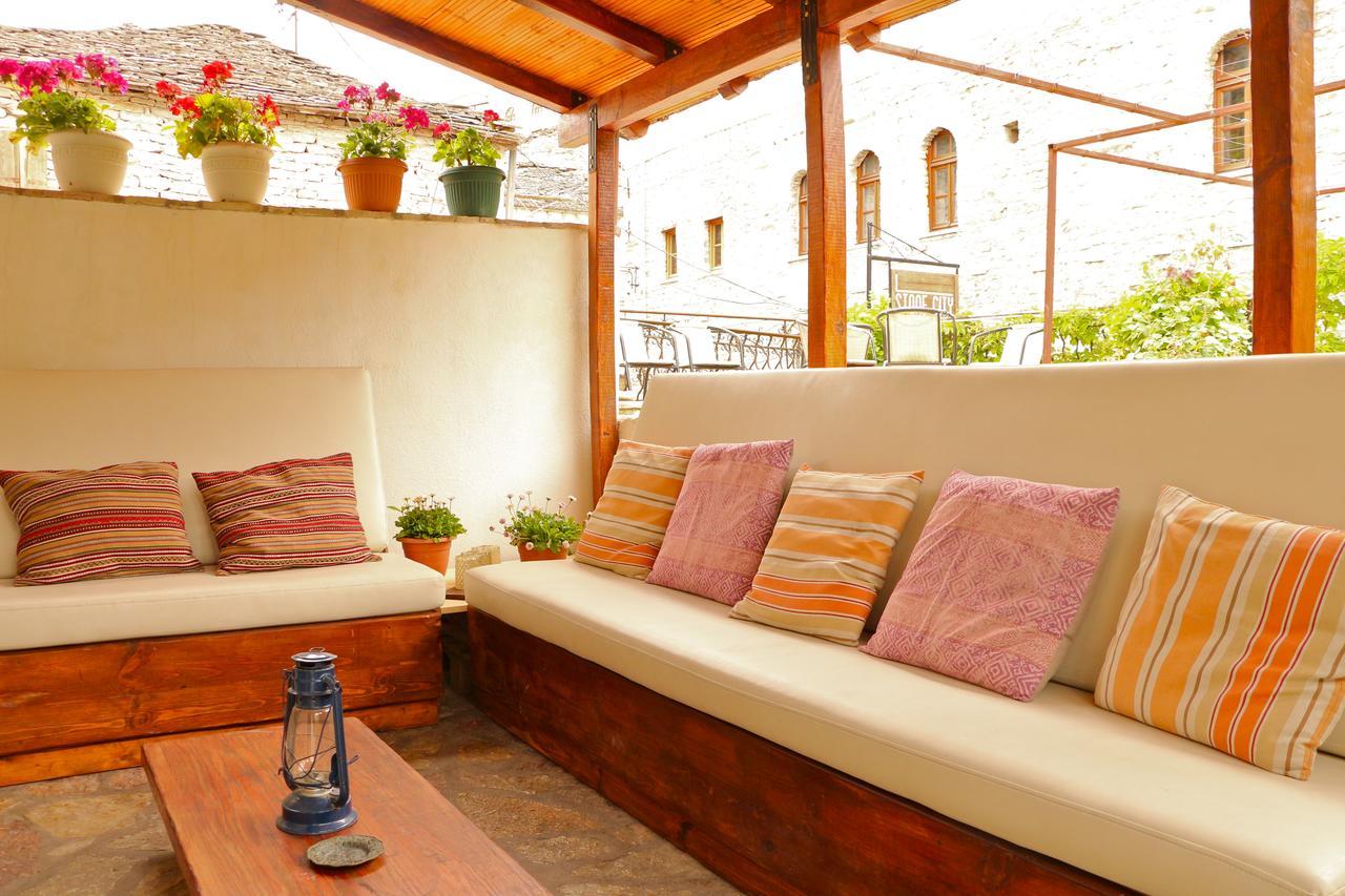 Stone City Hostel Gjirokastra Kültér fotó